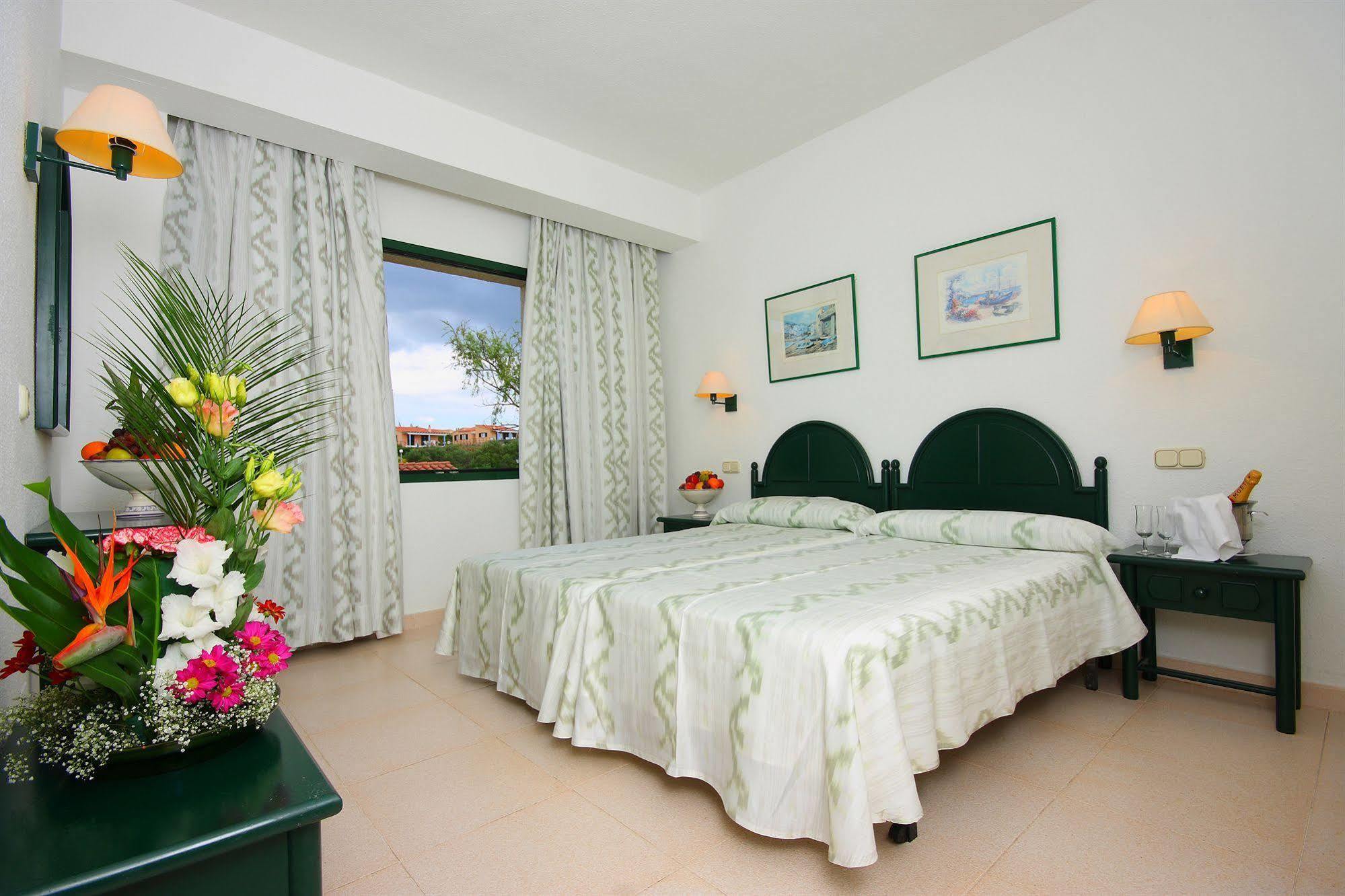 Son Bou Apartments Zewnętrze zdjęcie