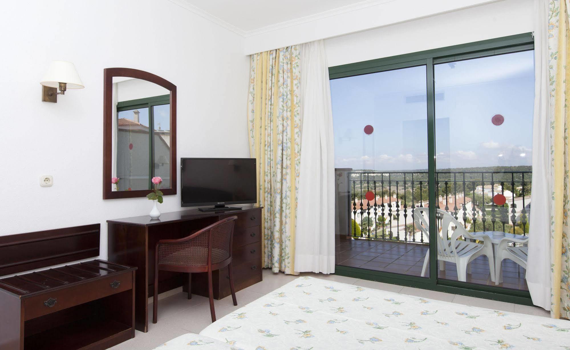 Son Bou Apartments Zewnętrze zdjęcie